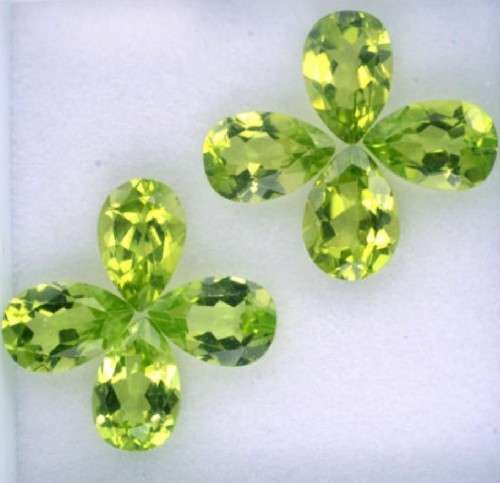 Natural Peridot 2 Pcs 1.60Cts Finest Green Sparkling Loose Pear Cut Gemstones