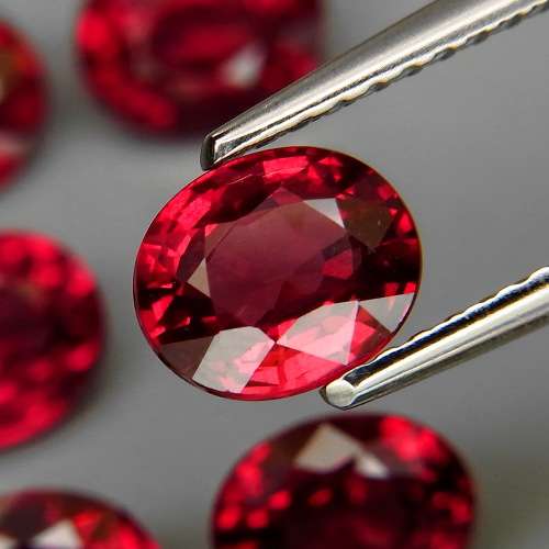 Cherry Pink Rhodolite Garnet Africa 1Pcs/1.14Ct. Oval 6.5x5.5mm.Ravishing Color!
