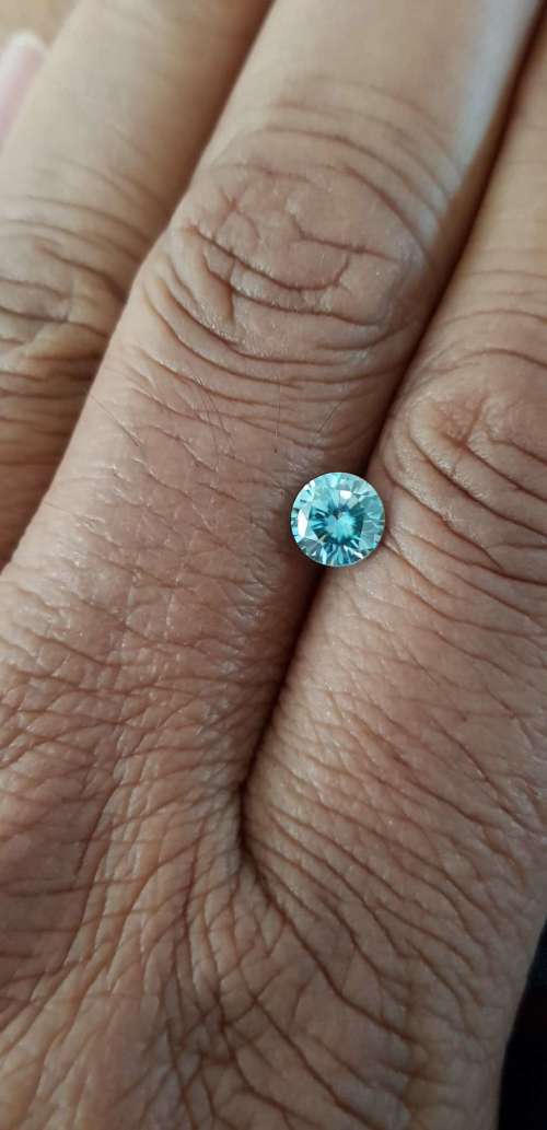 0.97ct MOISSANITE ROUND VVS1 BLUE COLOR LOOSE