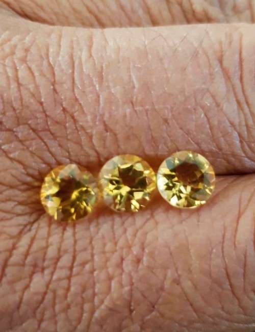 Natural Yellow Citrine Brazil 1Pcs/0.80Ct. Round 6mm.