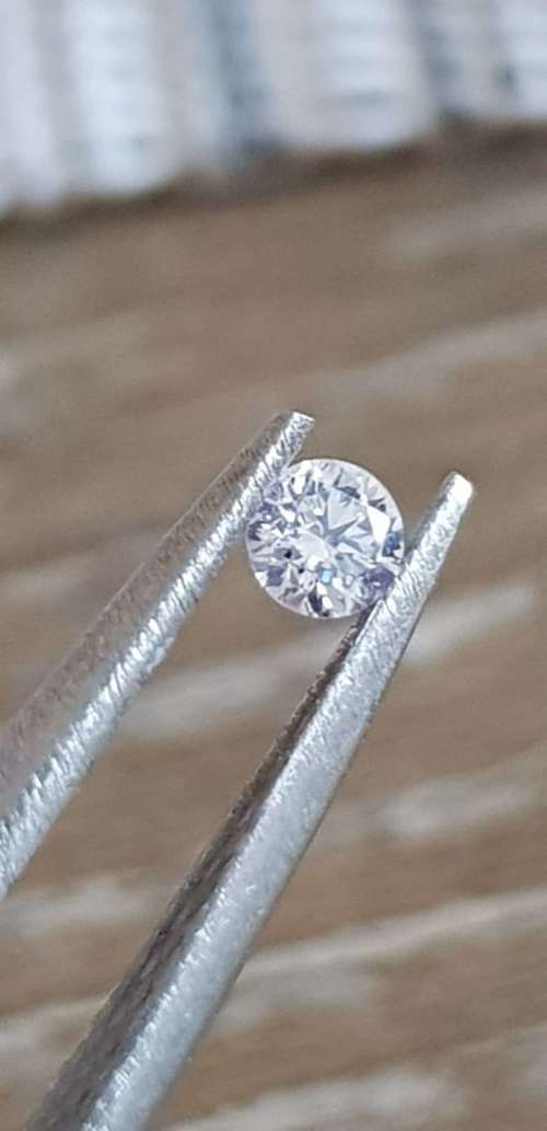 CERTIFIED 0.10Cts  SPARKLING  NATURAL DIAMOND ROUND BRILLIANT