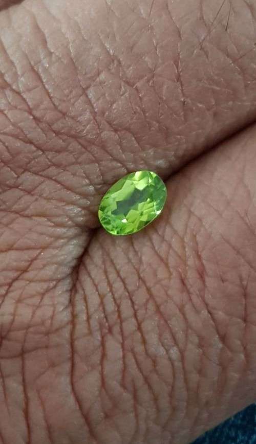 Peridot 0.90Cts Finest Green Sparkling Loose Oval Cut Gemstones