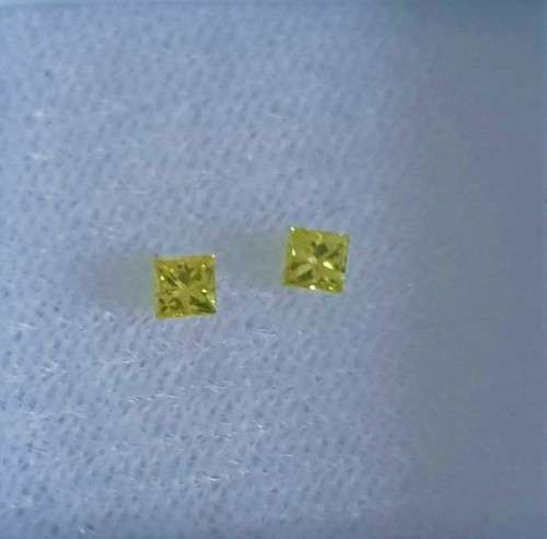 CERTIFIED 0.18Cts  (2x0.09cts) FANCY YELLOW  NATURAL DIAMOND PRINCESS CUT
