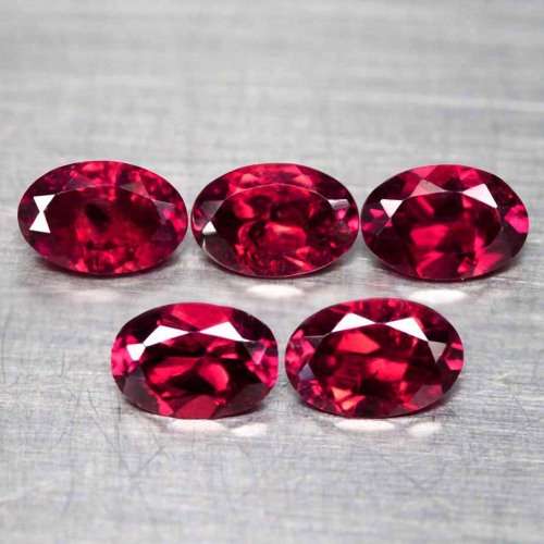 Rhodolite Garnet 1.05 Ct.Pair Natural Oval Raspberry Red Twinkling Africa