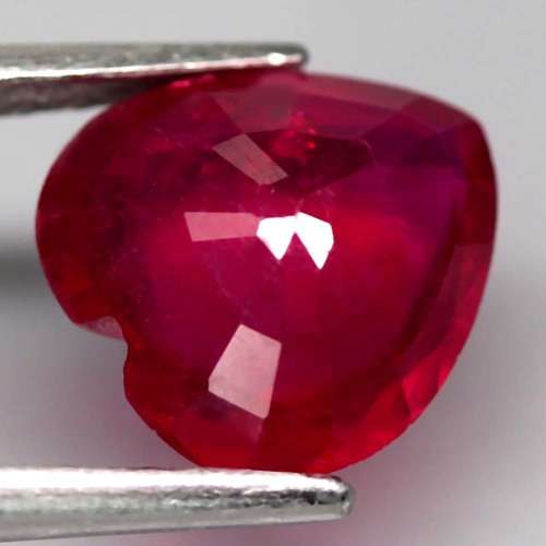 2.68 Ct. Ruby Natural Heart Facet Top Blood Red Glittering Madagascar
