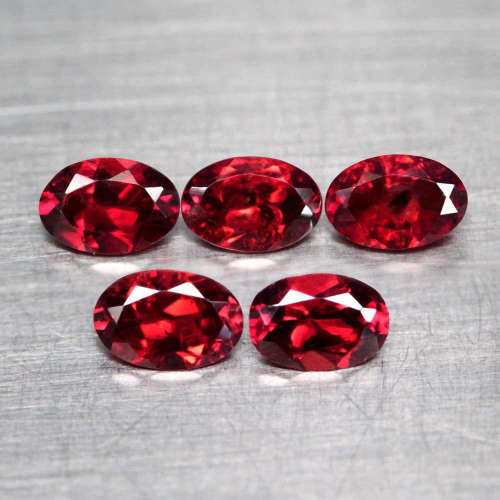 1.08Ct. Unheated Rhodolite Garnet Natural Oval Raspberry Red