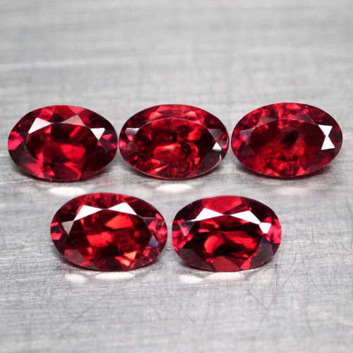 1.03Ct. Unheated Rhodolite Garnet Natural Oval Raspberry Red
