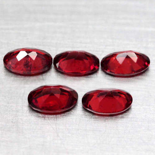1.03Ct. Unheated Rhodolite Garnet Natural Oval Raspberry Red