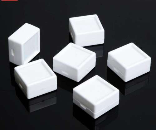 GEMS DISPLAY BOX SIZE 3x3mm - WHITE - PRICE IS FOR 10 BOXES