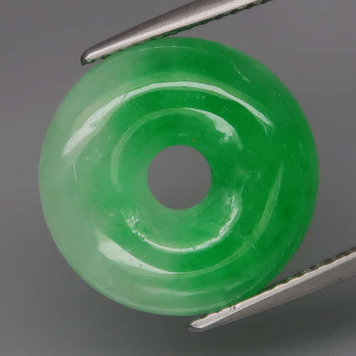 9.05Ct.Jade Mae Sai Green & White, Donut Shape