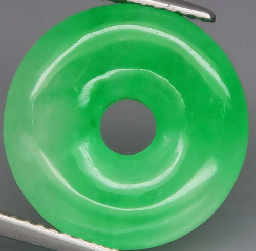 8.05Ct.Jade Mae Sai Green & White, Donut Shape