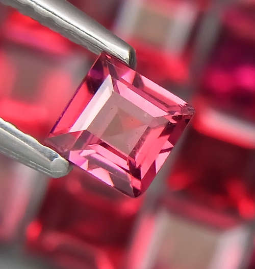 Rhodolite Garnet Square 3.3 mm. 1Pcs/0.22Ct. Ravishing Color! Pink Purple