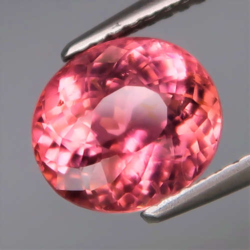 2.78Ct.Pink Tourmaline Beautiful Color & Full Sparkling! Natural Nice Shape!