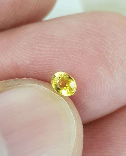 Yellow Sapphire Oval 1Pcs/0.20Ct 4x3 mm.Ravishing Color & Full Fire!  Songea