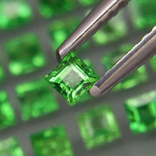 Tsavorite Garnet 0.085cts Diamond Cut 2.3mm.Best Color Top Green  Tanzania