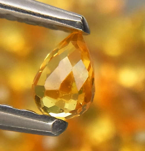 Briolette Sapphire Africa 1Pcs/0.18Ct 4x3mm.Beautiful Fancy Color