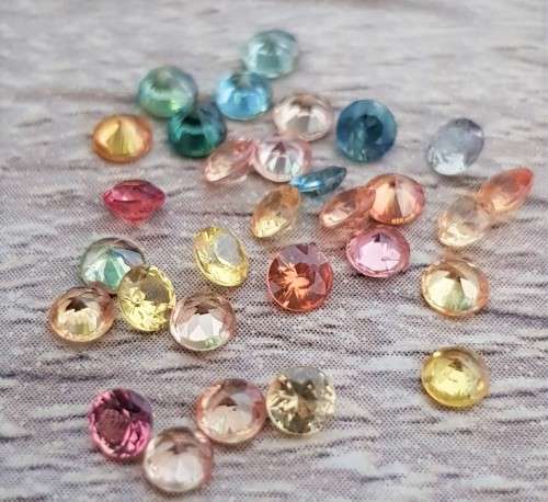 Sapphire 0.18Cts Round Diamond Cut 3.3 mm.Fancy Color Beautiful & Full Fire