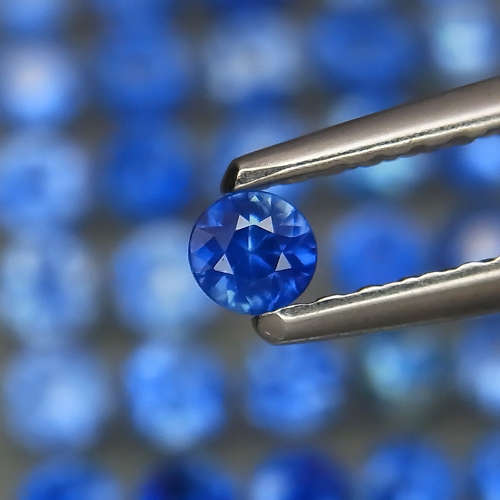 Cornflower Blue Sapphire 0.08Ct Round Diamond Cut 2.7 mm.Heated Only!