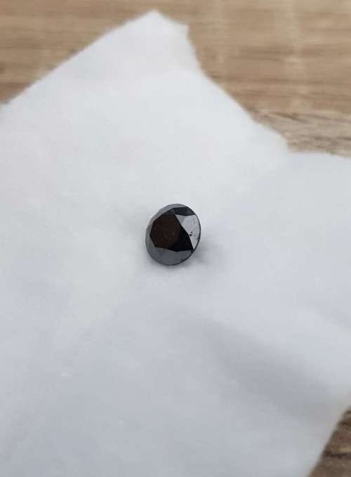 BLACK DIAMONDS 1.78cts ROUND NATURAL