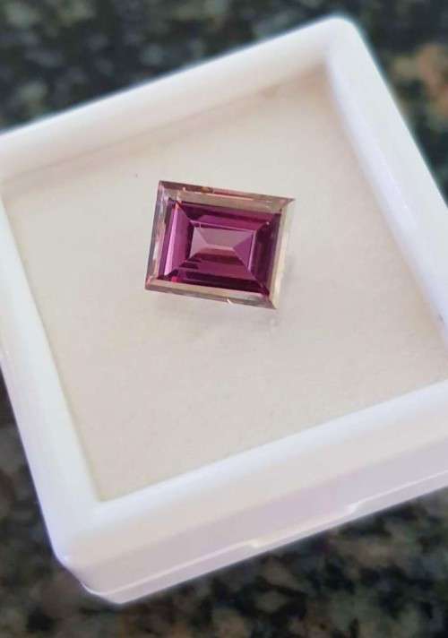 2.00Cts MOISSANITE VIVID PURPLISH PINK PRINCESS CUT VVS1