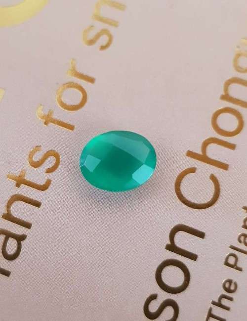 Green onyx 1.89 Cts Oval Checkerboard Brilliant gemstone  8x10mm