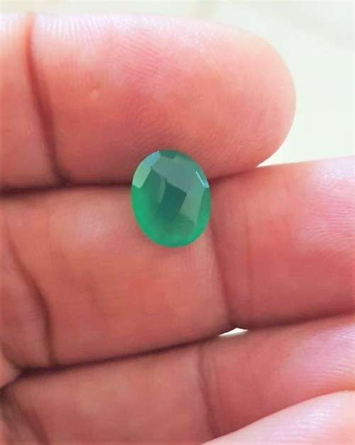 Green onyx 1.89 Cts Oval Checkerboard Brilliant gemstone  8x10mm