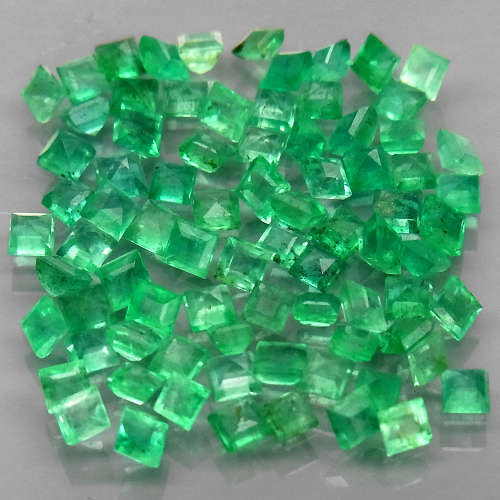 Green Columbian Emerald 1Pcs/0.045Ct. Square 2 mm. Natural