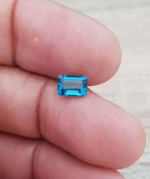 London Blue Topaz Brazil 1.30Cts Emerald Cut 7x5 mm. Ravishing Color!