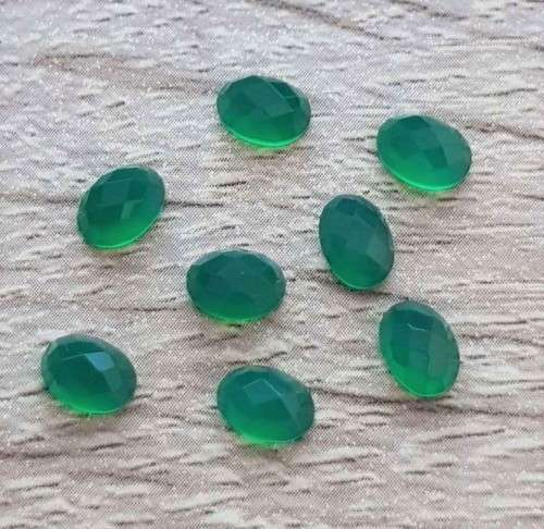 Green Onyx Oval cabochon  4 Pieces 5x7mm Brilliant gemstone