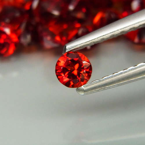 Red Mozambique Garnet Round 3 mm. 1Pcs/0.14Ct