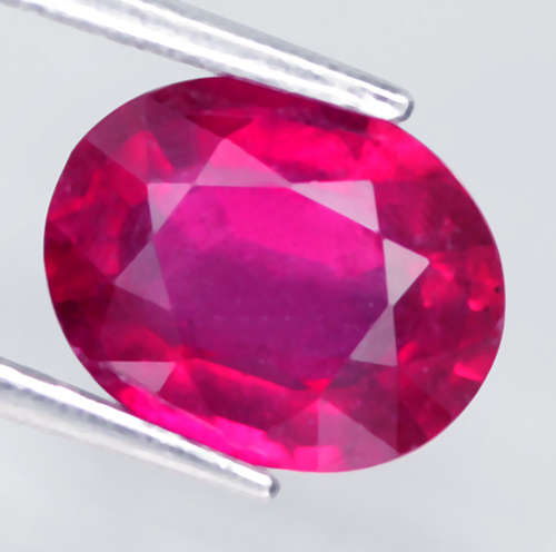 2.21Ct. Ruby Oval Facet Red Sparkling & Good Color! Heated Natural