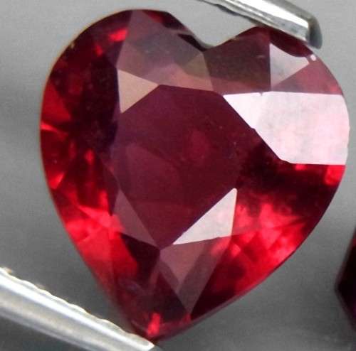 1.79Ct.Cherry Pink Rhodolite Garnet Ravishing Color & Full Fire! Natural