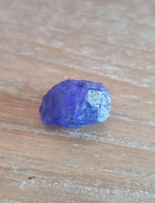 TANZANITE 28.78Cts. NATURAL VIOLET BLUE SPECIMEN ROUGH