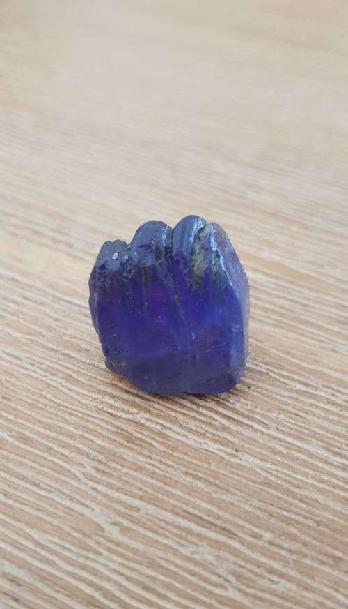 TANZANITE 47.48Cts. NATURAL VIOLET BLUE SPECIMEN ROUGH
