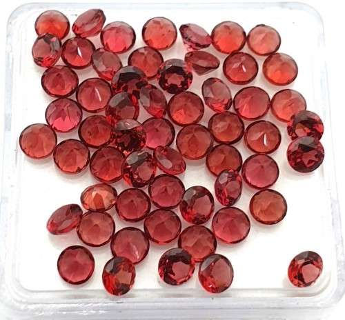 Red Mozambique Garnet Round 4 mm. 1Pcs/0.36Ct