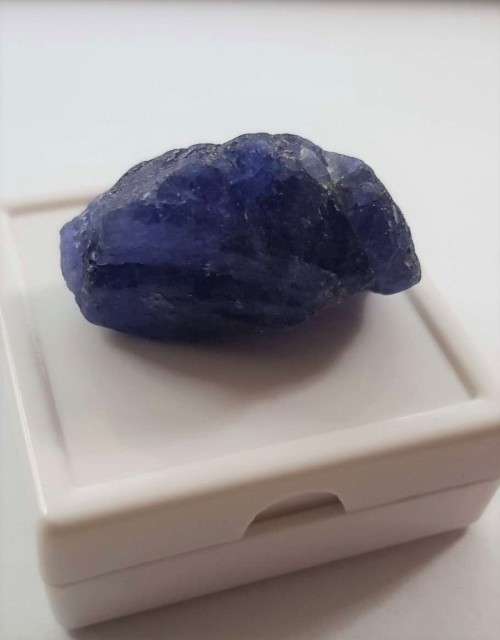 TANZANITE 69.65Cts. NATURAL VIOLET BLUE SPECIMEN ROUGH