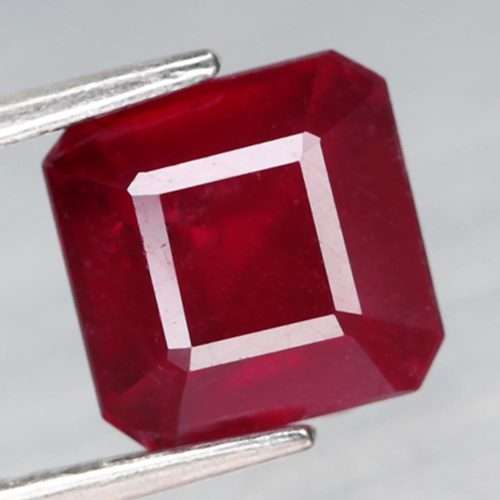 3.89Ct. Ruby Scissor Cut Red Good Sparkling! Natural