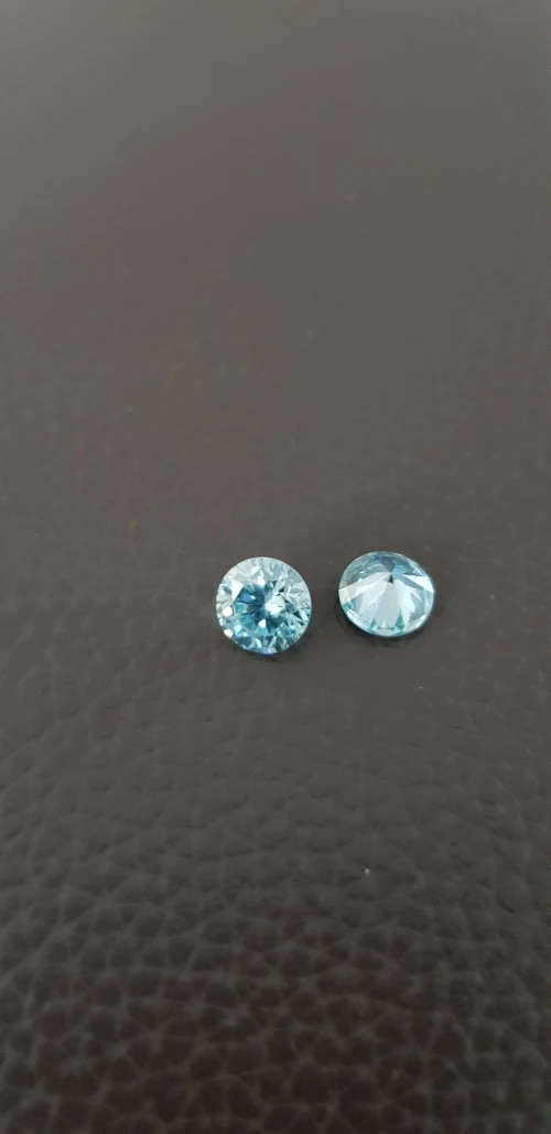 0.93ct 2pc VVS1 BLUE COLOR ROUND LOOSE MOISSANITE