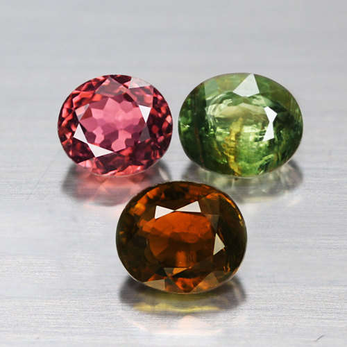 2.42Ct.  Tourmaline Oval Green Pink  RAVISHING Untreated Natural