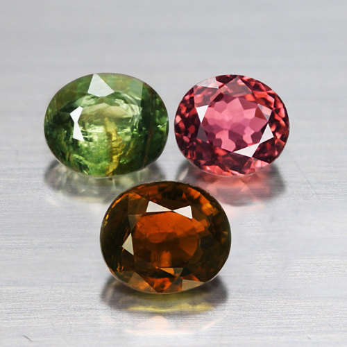 2.42Ct.  Tourmaline Oval Green Pink  RAVISHING Untreated Natural