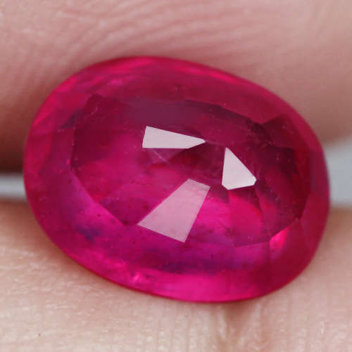 3.05Ct. Ruby  Oval Facet Red Sparkling & Good Color!