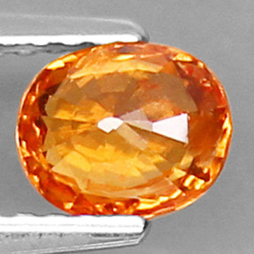 0.85ct. MANDARIN ORANGE SPESSARTITE GARNET NATURAL TOP LUSTER