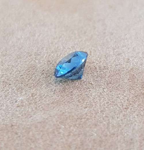 0.4570Cts  **CERTIFIED** EGL ROUND DIAMOND  SPARKLING BLUE NATURAL