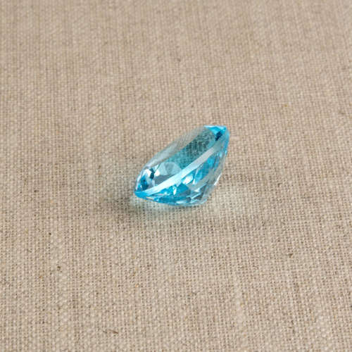 Baby Blue Topaz 3.11cts Oval 8x10mm  Ravishing Color and Full Fire! Brazil