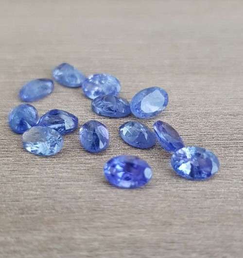Purplish Blue Tanzanite 1Pcs Oval 4x6MM. Ravishing Colour & Full Fire!