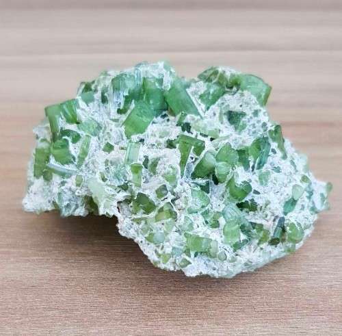 770 CT Natural Superb Rare Afghan Paraiba Green Tourmaline Spray C/W Quartz