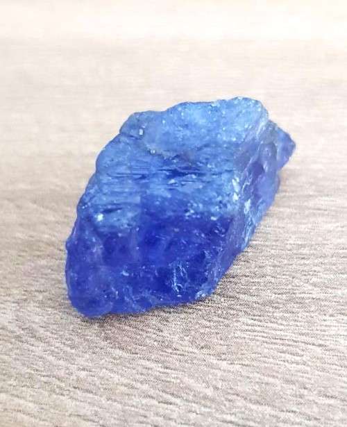 TANZANITE 32.47Cts.ROUGH NATURAL VIOLET BLUE SPECIMEN