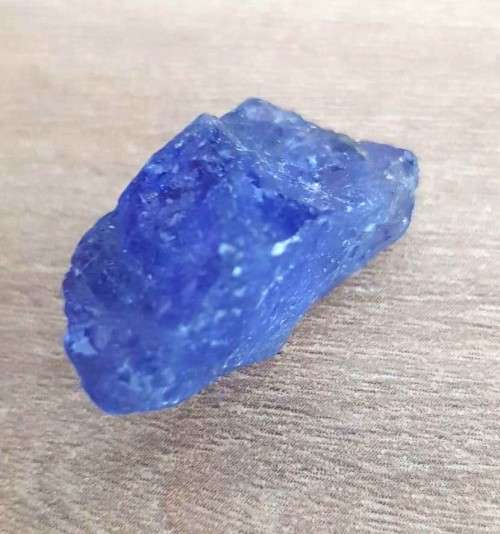 TANZANITE 32.47Cts.ROUGH NATURAL VIOLET BLUE SPECIMEN