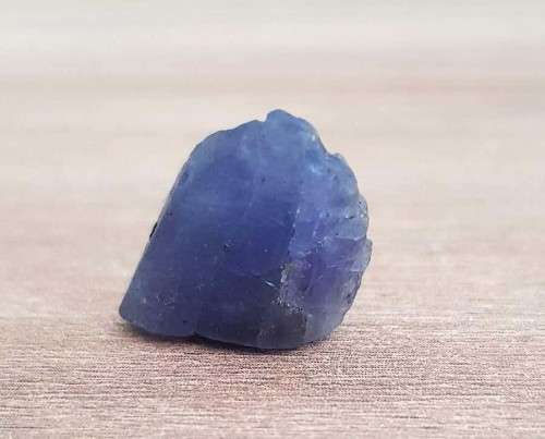 TANZANITE 16.10Cts. NATURAL VIOLET BLUE SPECIMEN ROUGH