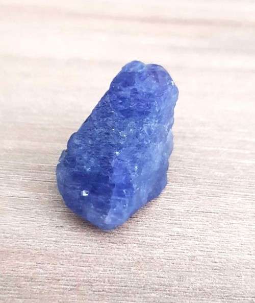 TANZANITE 37.88Cts. NATURAL VIOLET BLUE SPECIMEN ROUGH